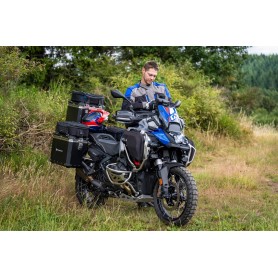 Wunderlich DRYBAG Side Bags for the Frame Panels of the R 1300 GS Adventure Wunderlich DRYBAG Side Bags for the Frame Panels of the R 1300 GS Adventure