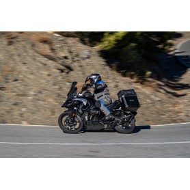 Wunderlich uniRack Case Carrier for the R 1300 GS Wunderlich uniRack Case Carrier for the R 1300 GS