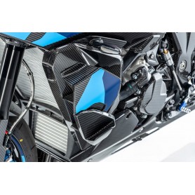 Ilmberger Cover on Radiator Fairing + Winglet Mount M 1000 XR